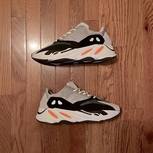 Yeezy 700 Wave Runner